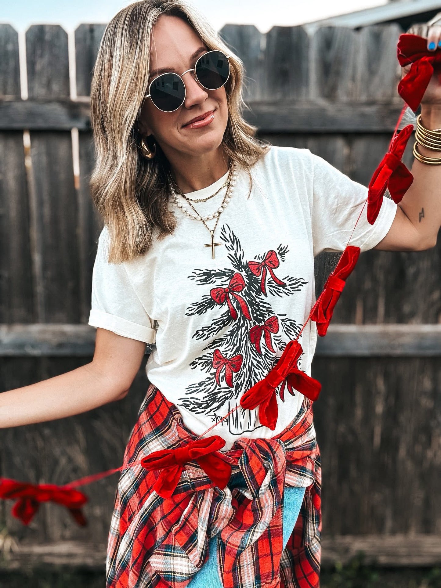 Vintage Tree + Glitter Bows Tee - 2.5 WEEK ETA (PREORDER)