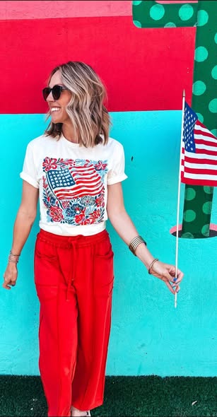 USA Flag + Flowers Tee - IN STOCK